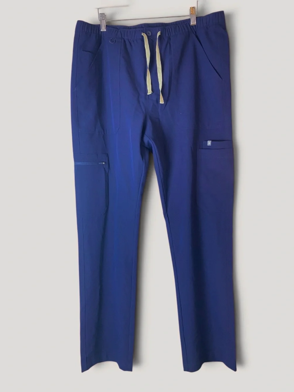FIGS Men’s Cairo Cargo Scrub Pants Navy Blue Size XL NWT